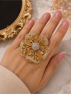 Oversized Gold Floral Rhinestone Statement Ring